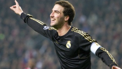 开云体育中国官网-球迷自发慈善：体育公益让篮球更有温度，篮球慈善明星赛